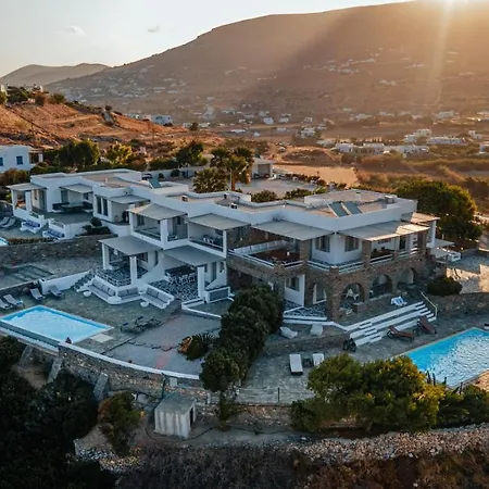 Villa Aqua Parasporos